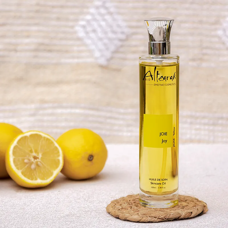 Huile-de-Soin-Jaune2.webp