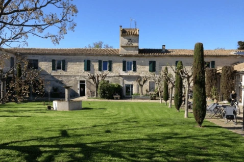 un MAS en PROVENCE.webp